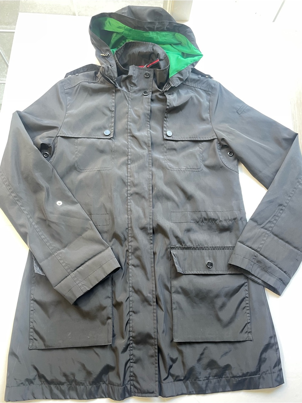 Tommy Hilfiger Women’s Black Lightweight Rain Trench Coat Cinch Waist S
